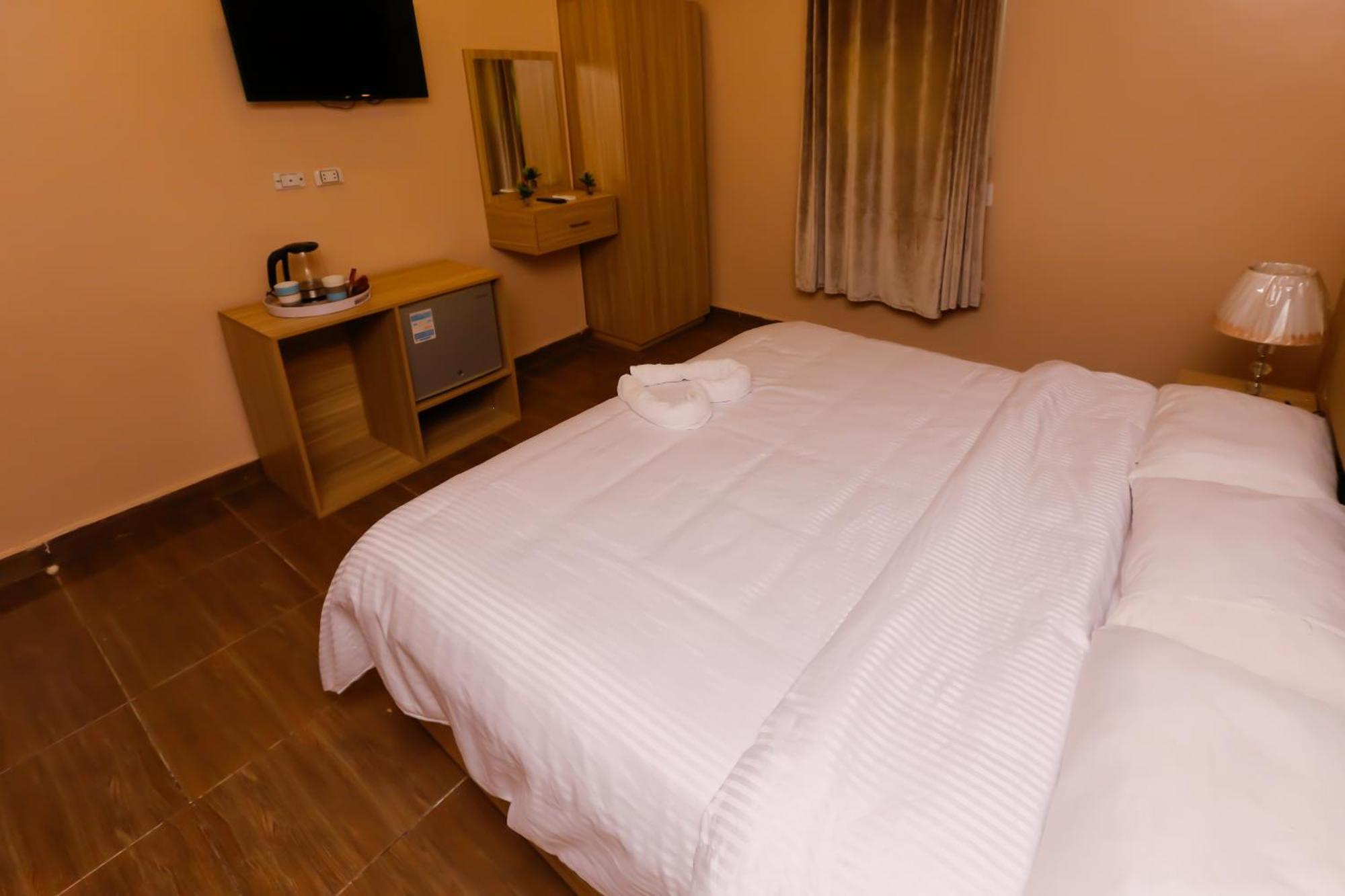Pyramids Express View Hotel Kafret el-Gabal エクステリア 写真